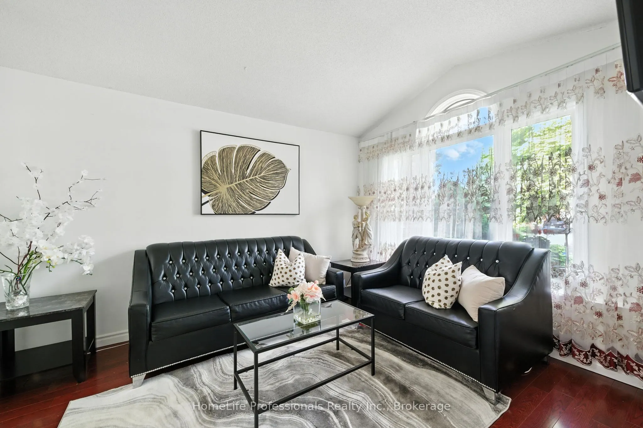67 Lynnette Drive