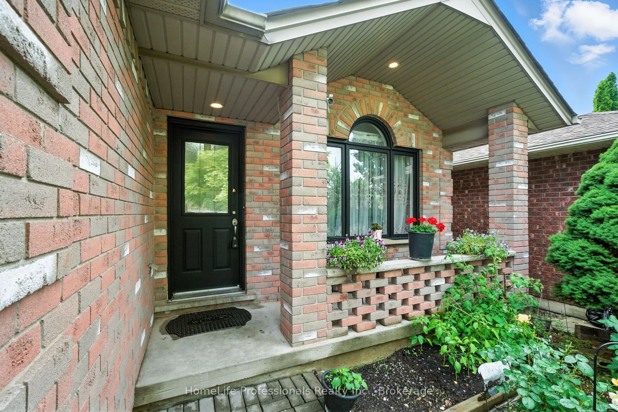 67 Lynnette Drive