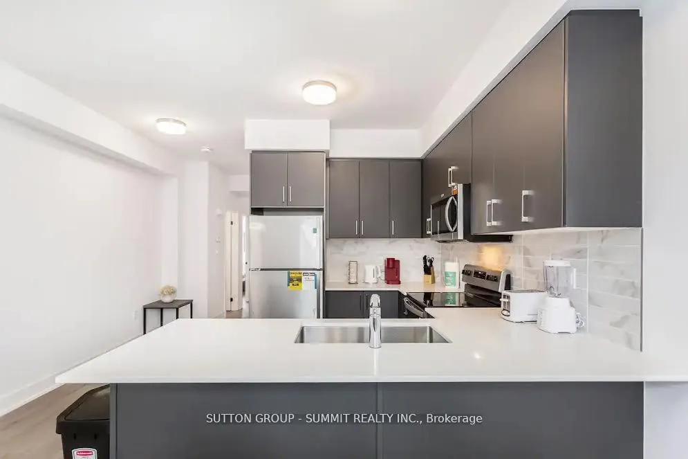 99 Roger Street, #43
