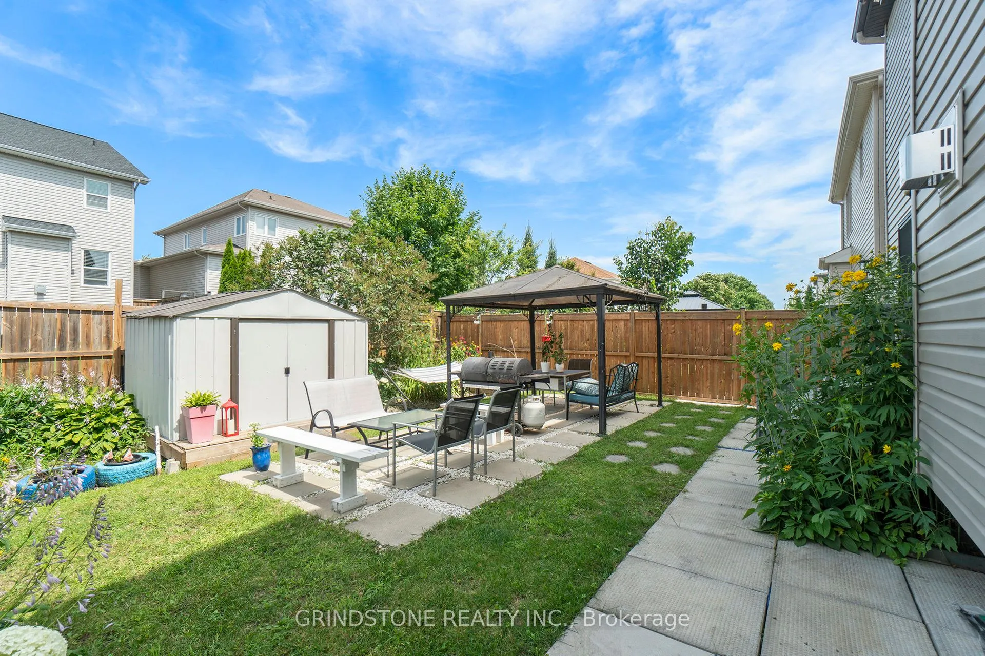 661 Parade Drive