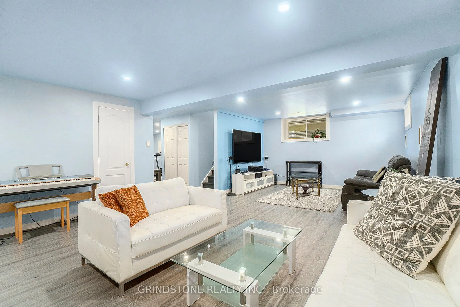 661 Parade Drive
