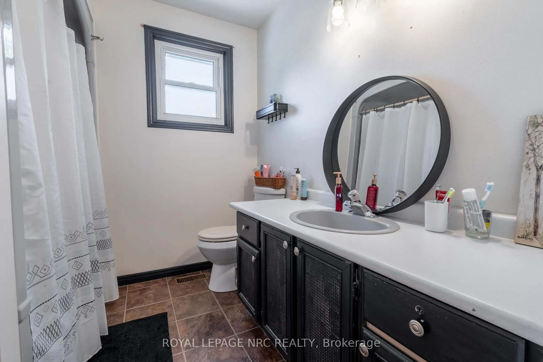 237 Dovercourt Road