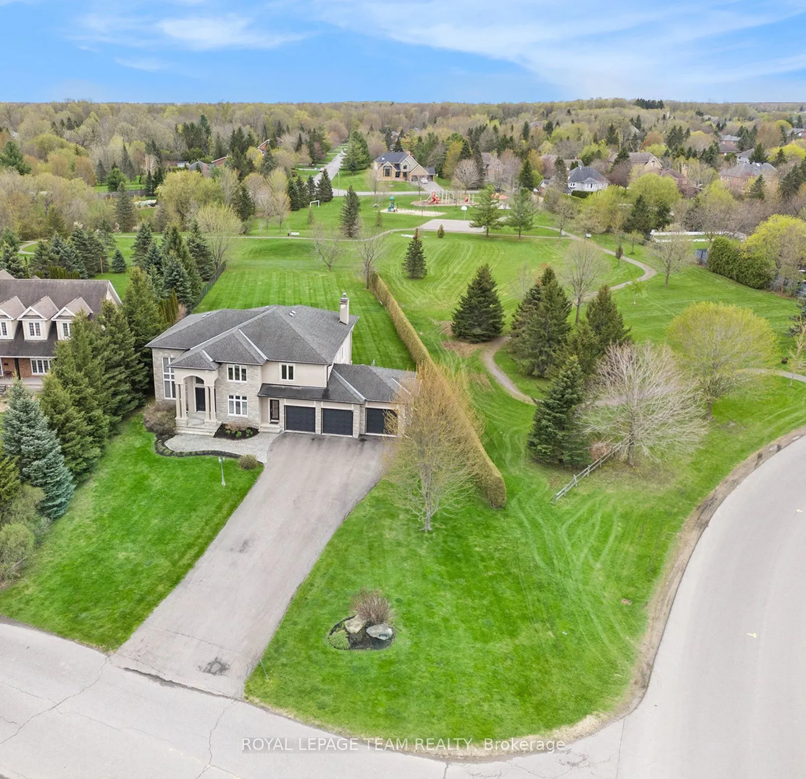 5386 Mansel Crescent