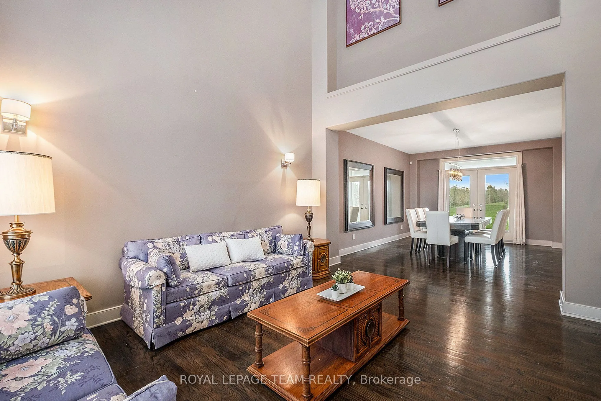 5386 Mansel Crescent