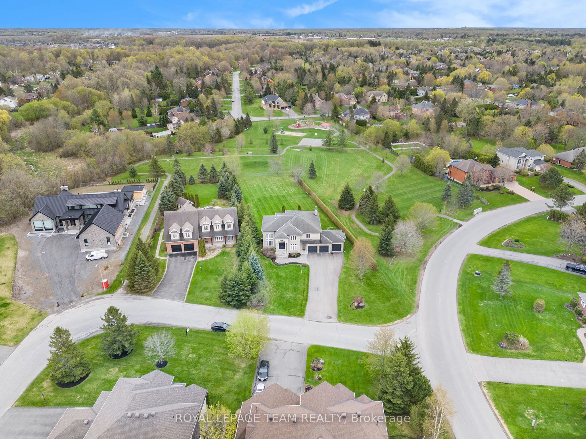 5386 Mansel Crescent