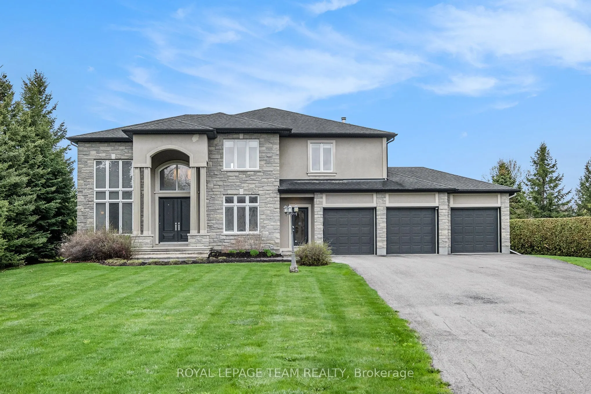 5386 Mansel Crescent