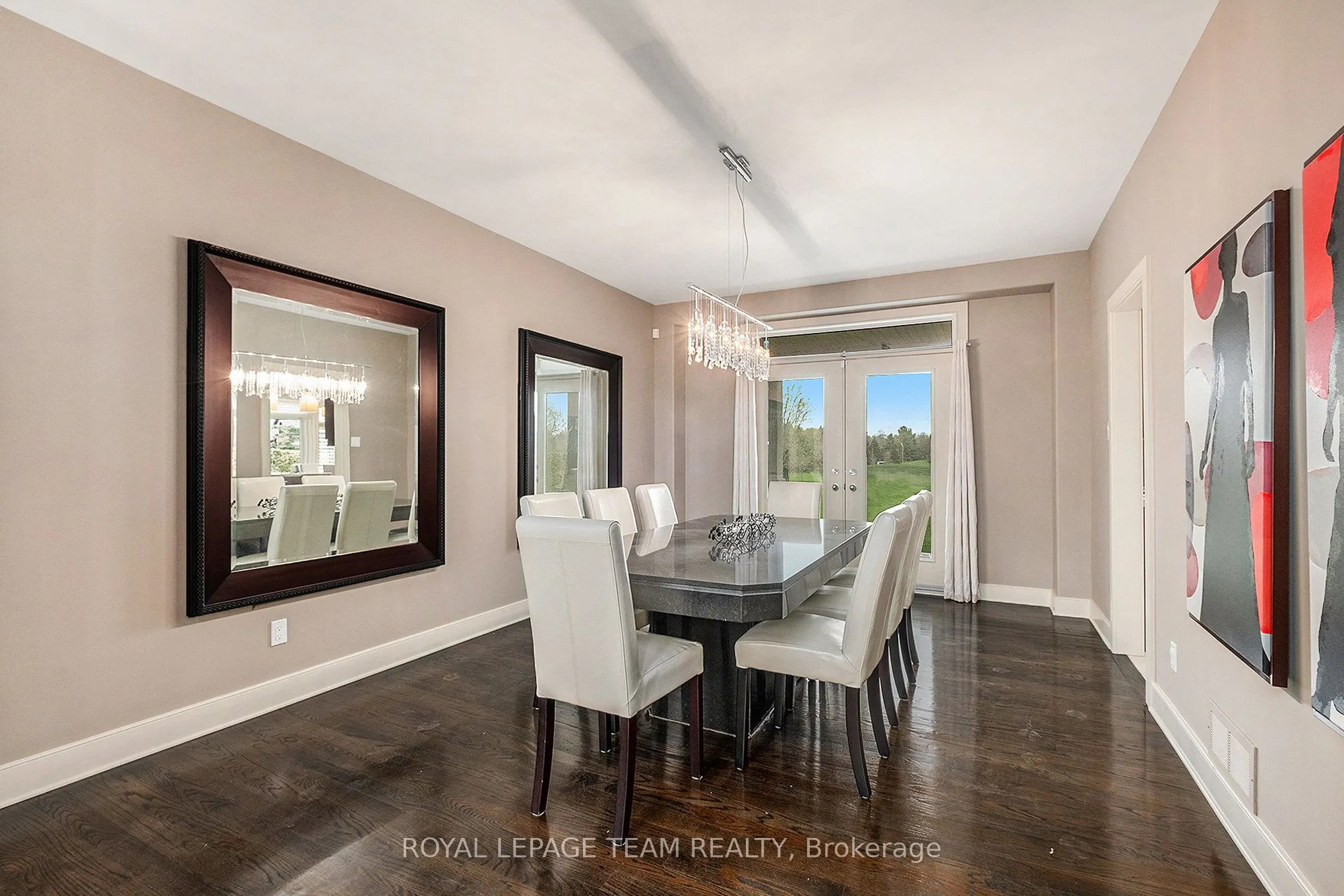 5386 Mansel Crescent