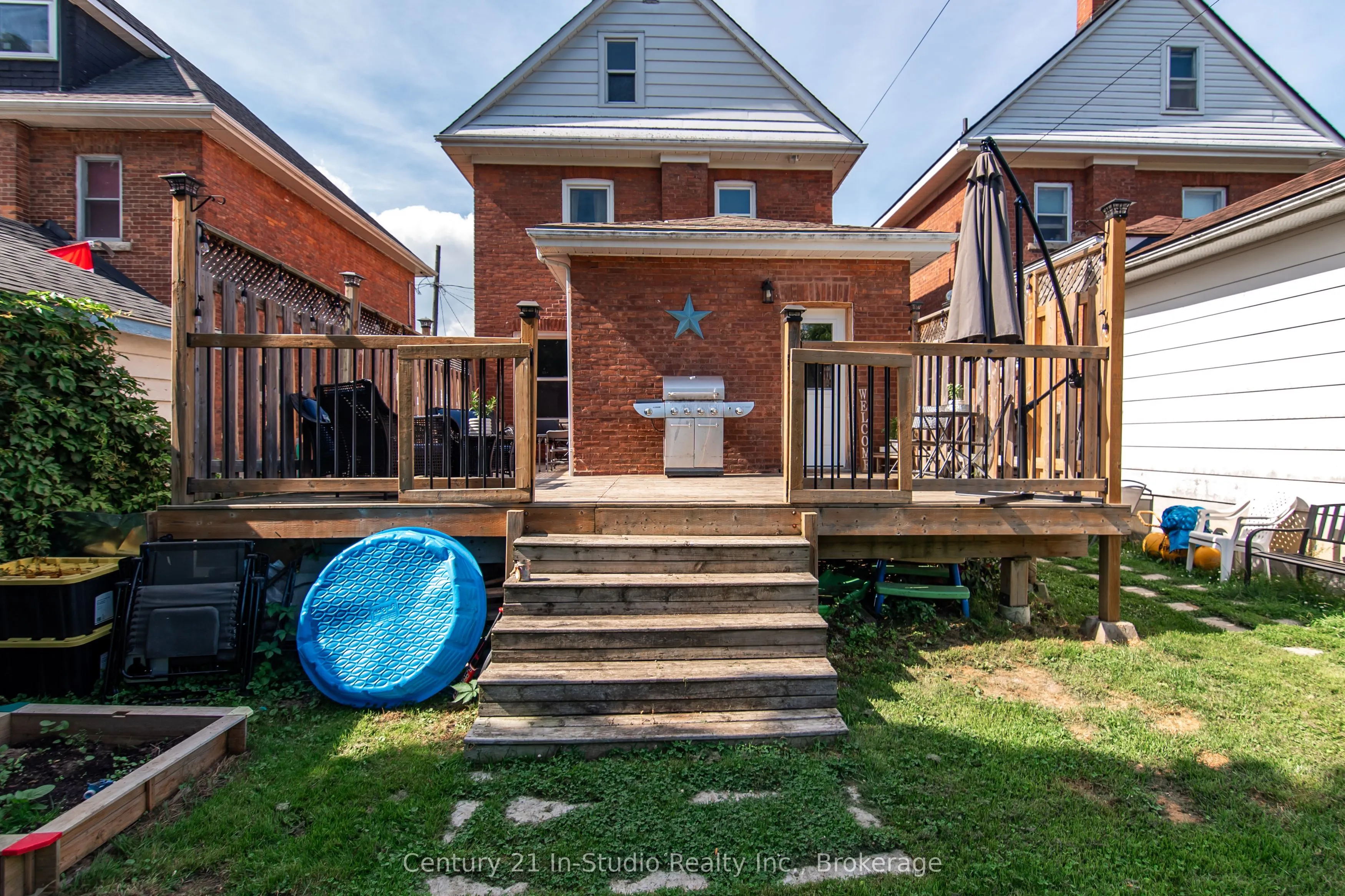 471 13th A Street W