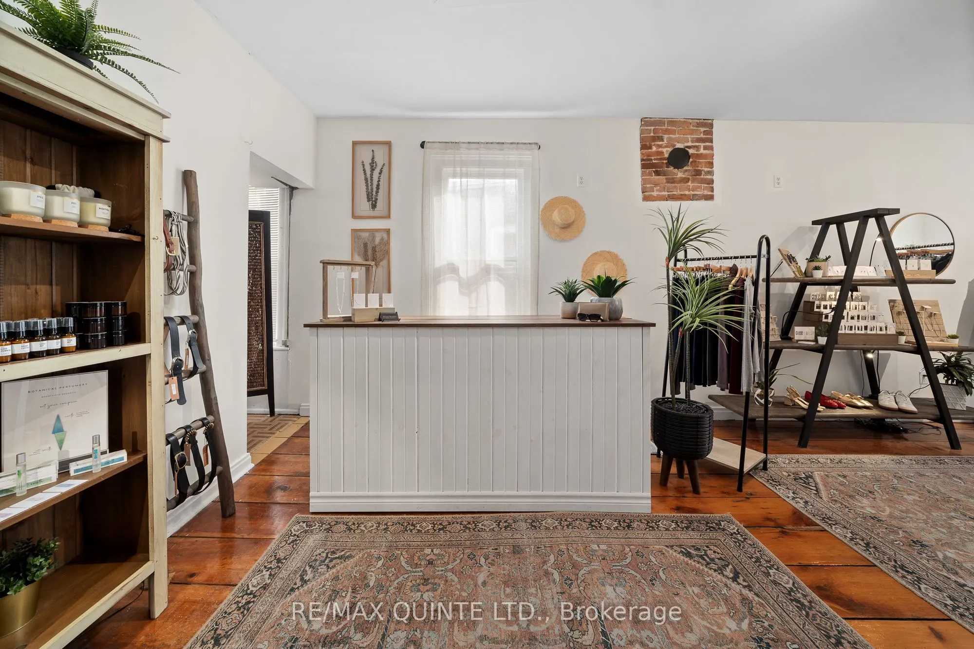 286 Bloomfield Main Street
