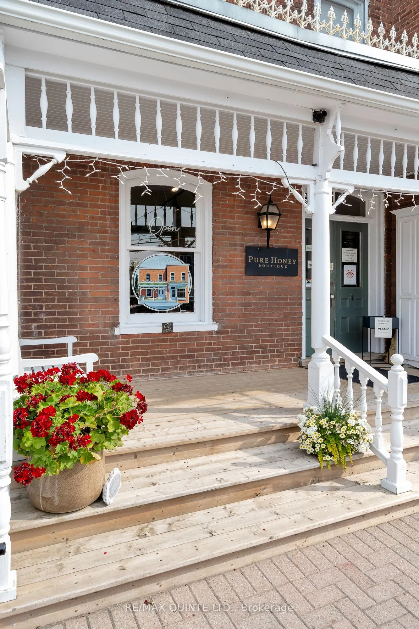 286 Bloomfield Main Street