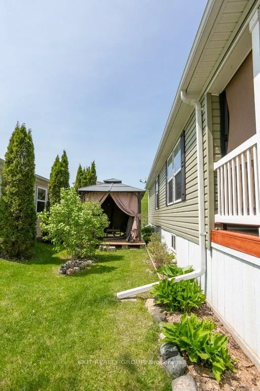 32-152 Concession Rd 11 W