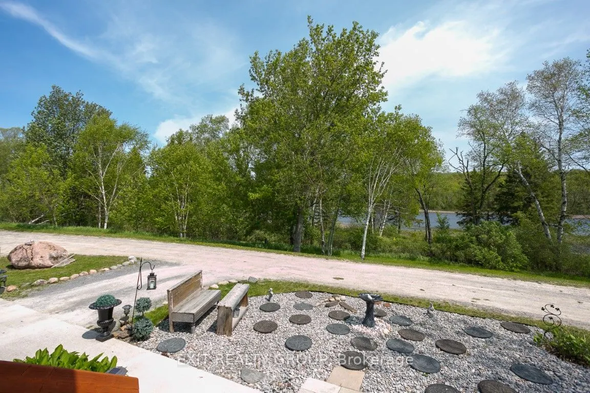 32-152 Concession Rd 11 W