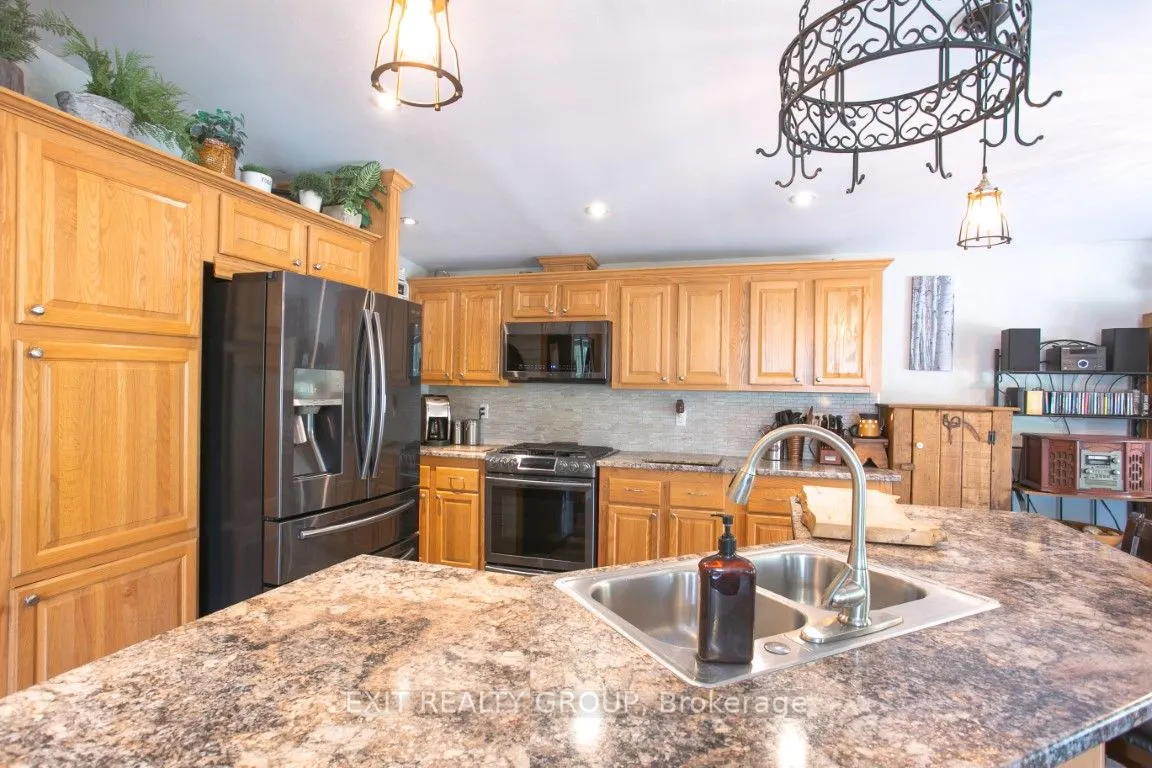 32-152 Concession Rd 11 W