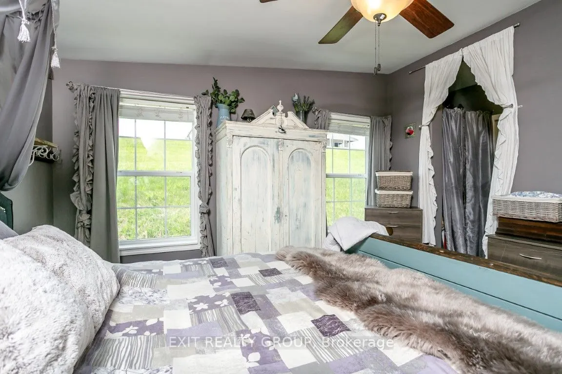 32-152 Concession Rd 11 W