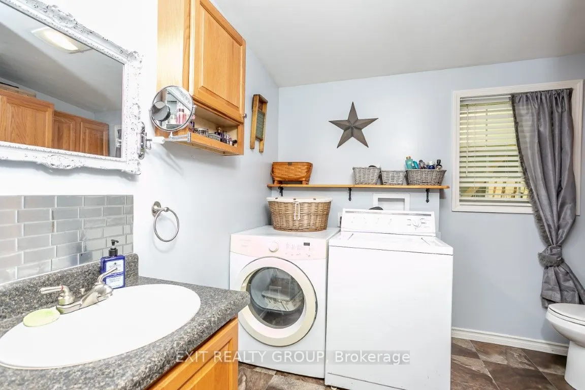 32-152 Concession Rd 11 W