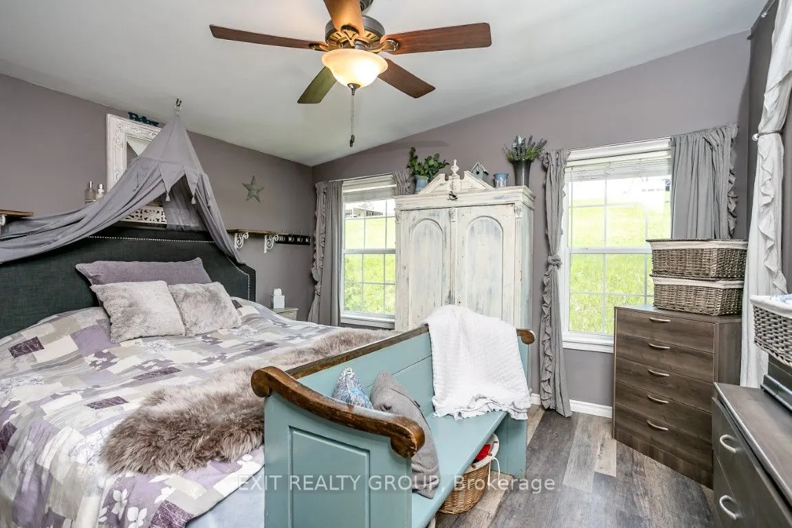 32-152 Concession Rd 11 W