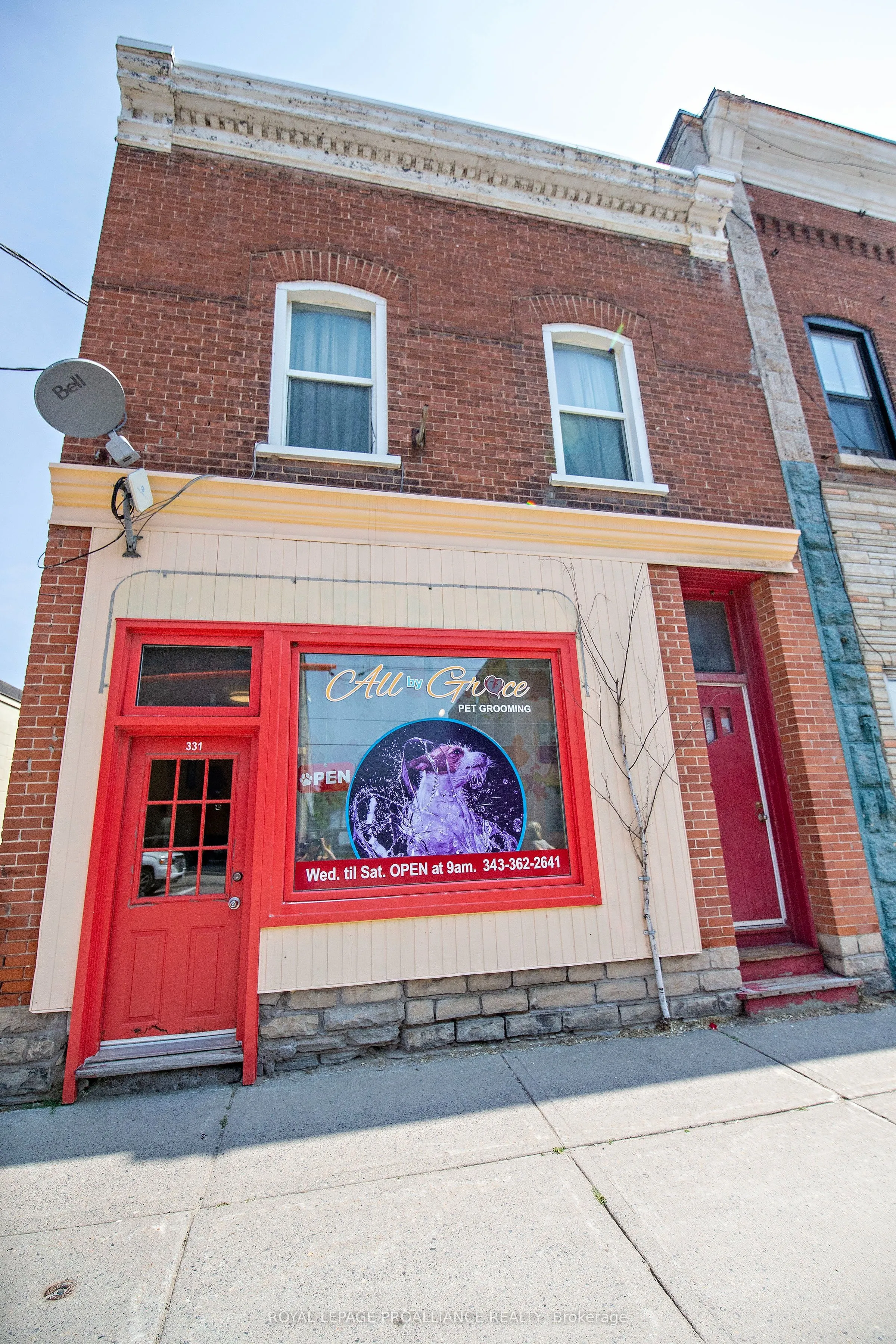 331 Victoria Street N