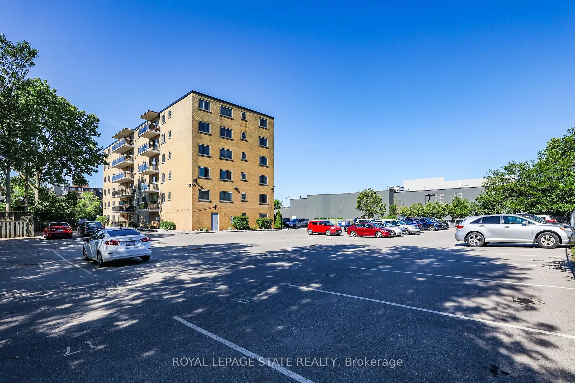 87 St George Street, #608