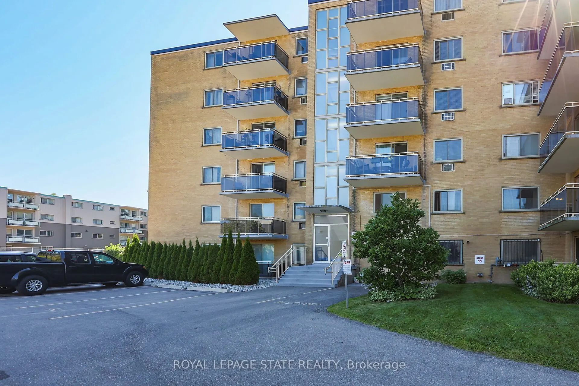 87 St George Street, #608