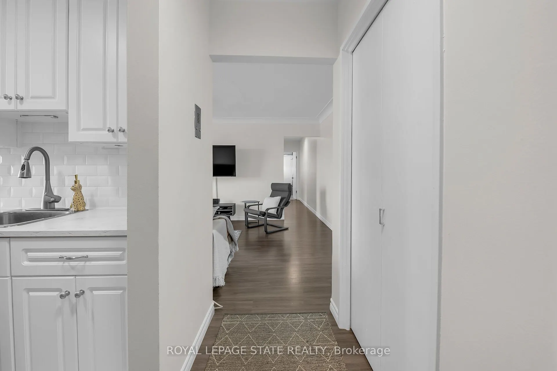 87 St George Street, #608
