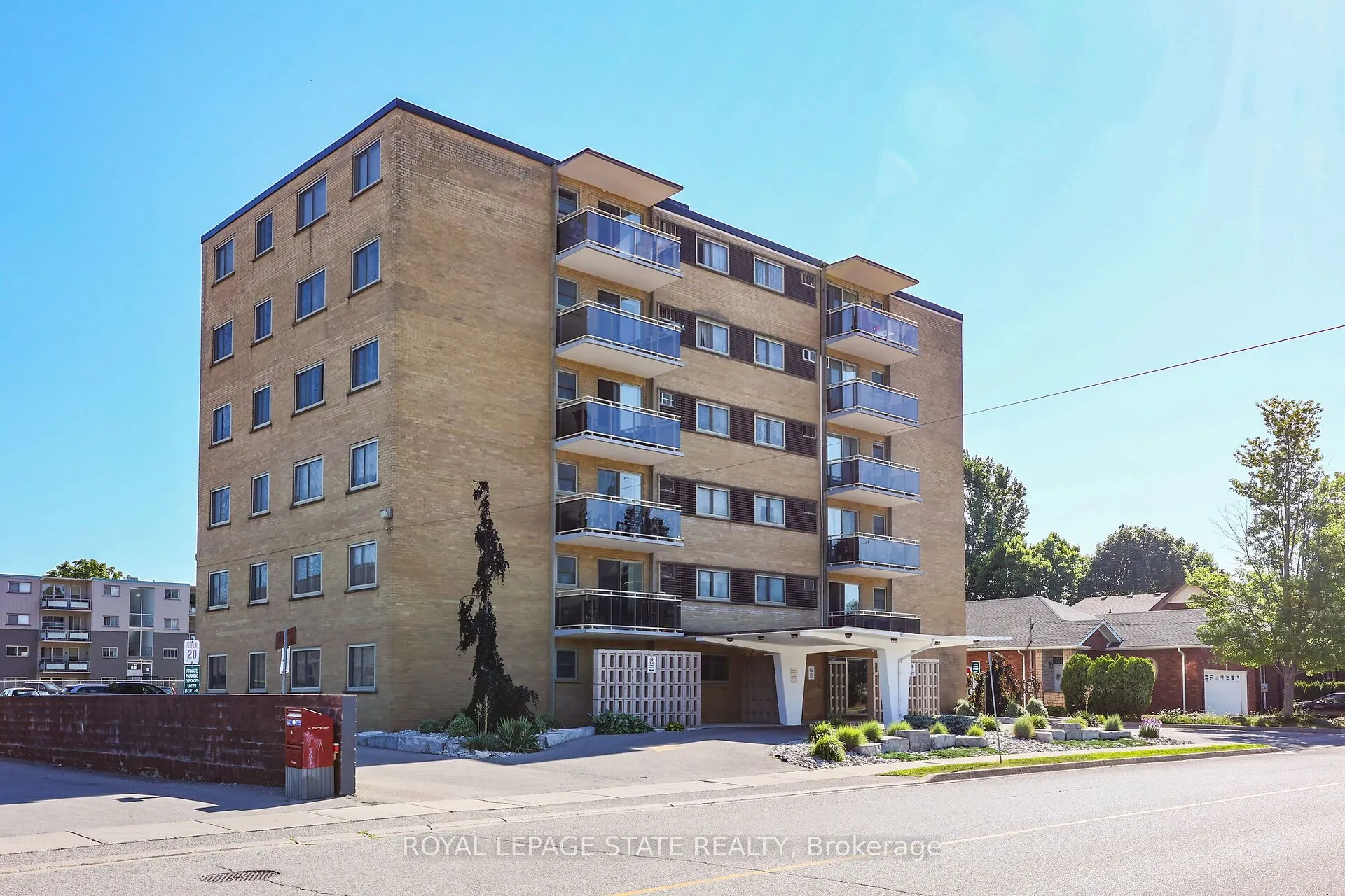 87 St George Street, #608