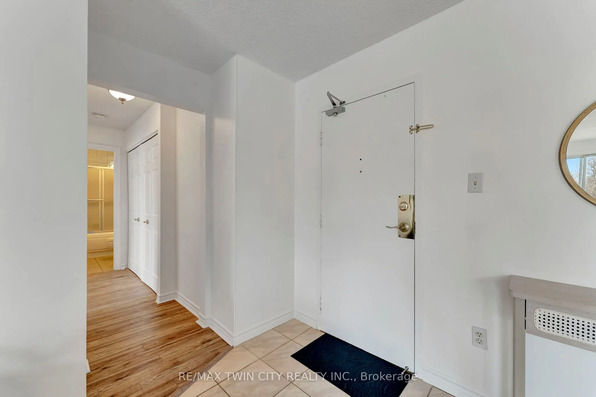793 Colborne Street, #207