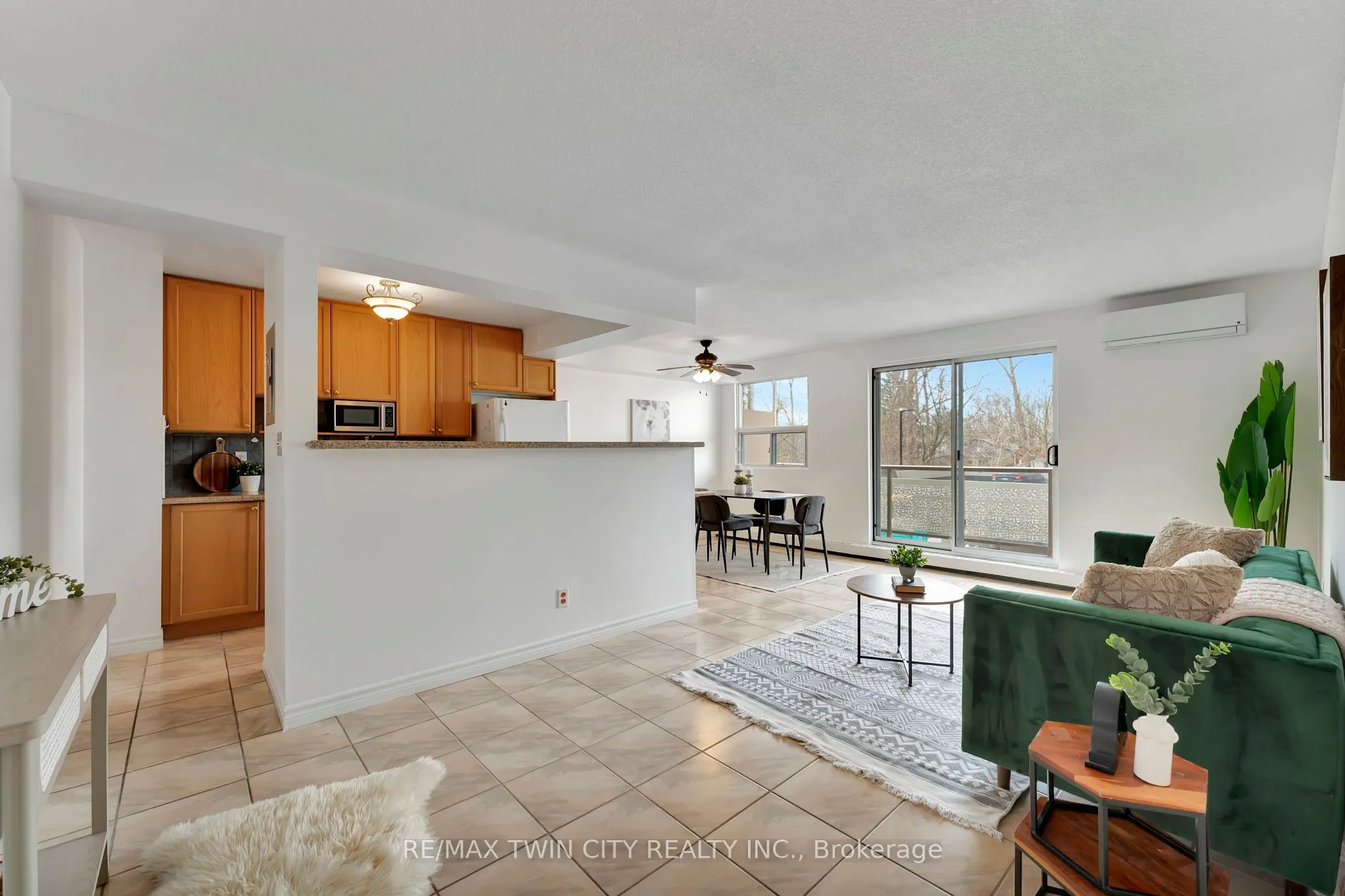 793 Colborne Street, #207