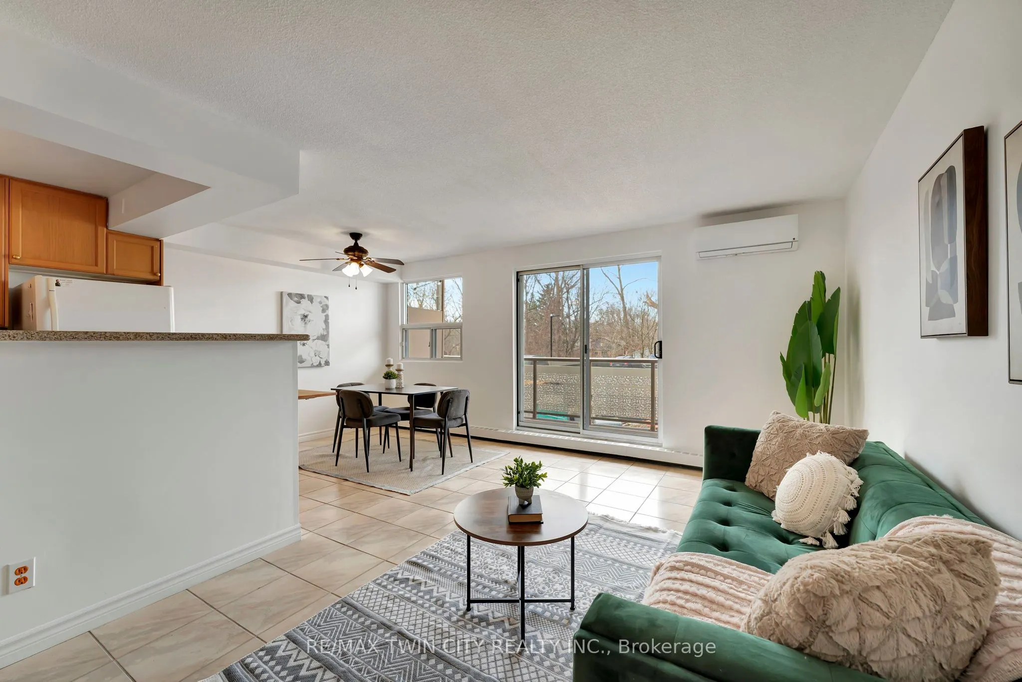 793 Colborne Street, #207