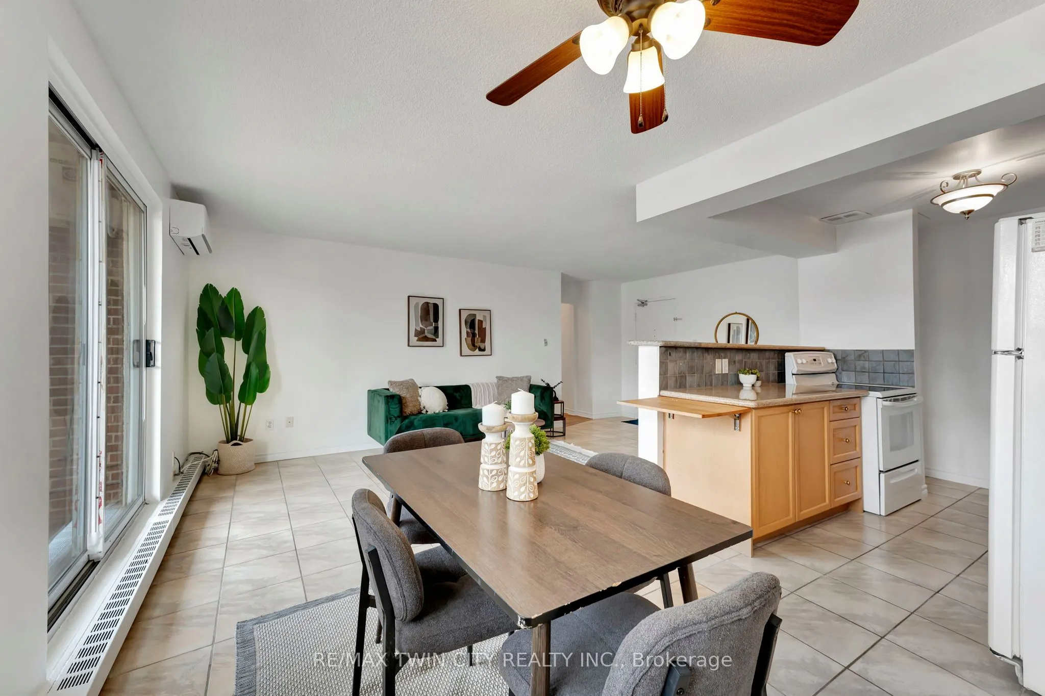 793 Colborne Street, #207