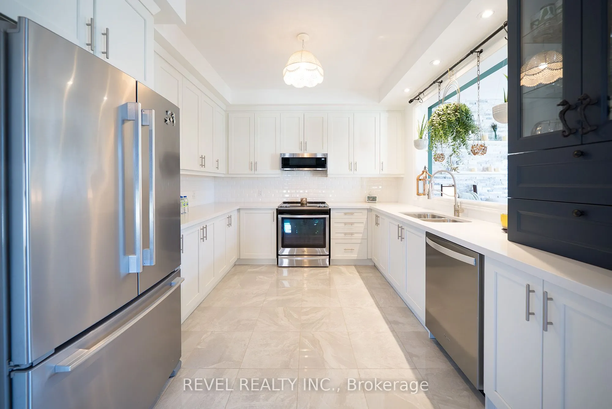 320 Raymond Road