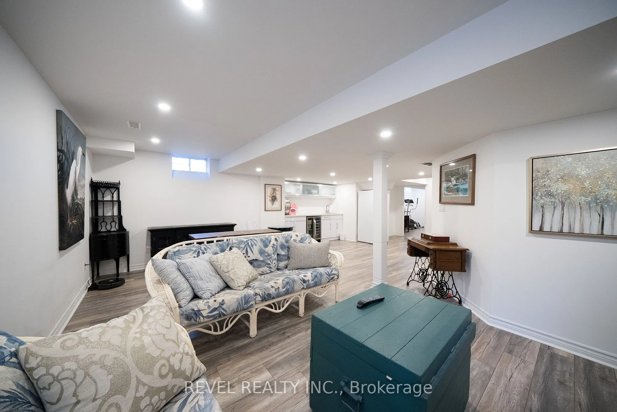 320 Raymond Road