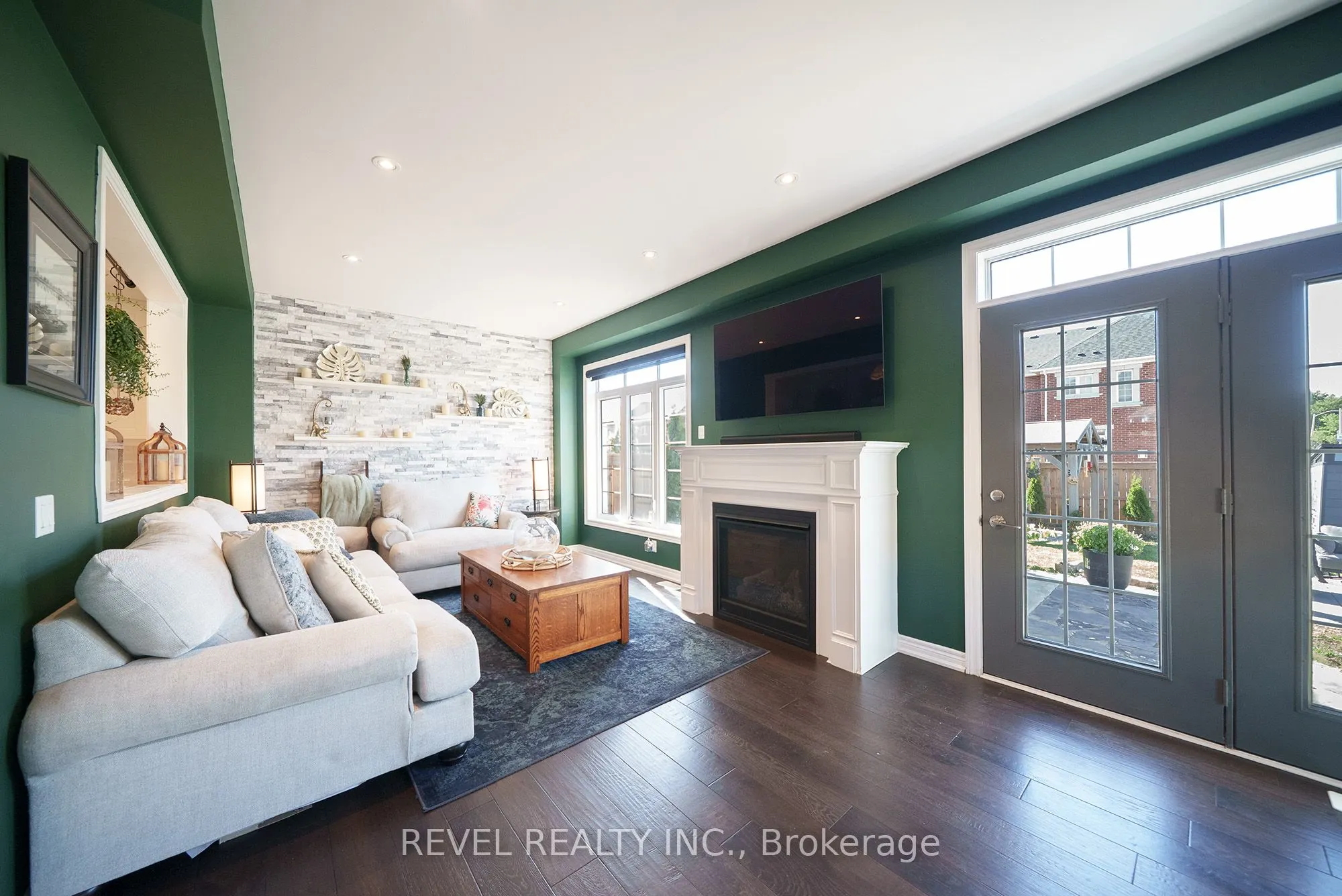 320 Raymond Road