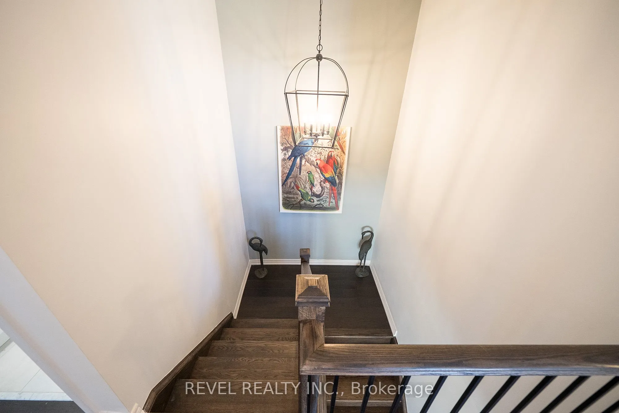 320 Raymond Road