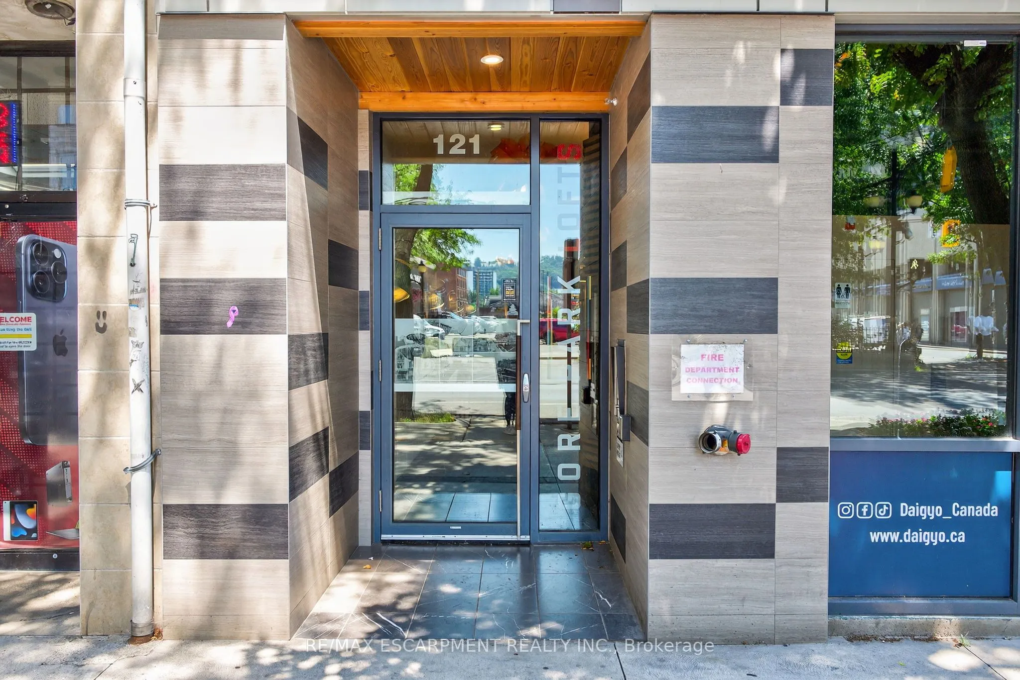 121 King Street E, #104