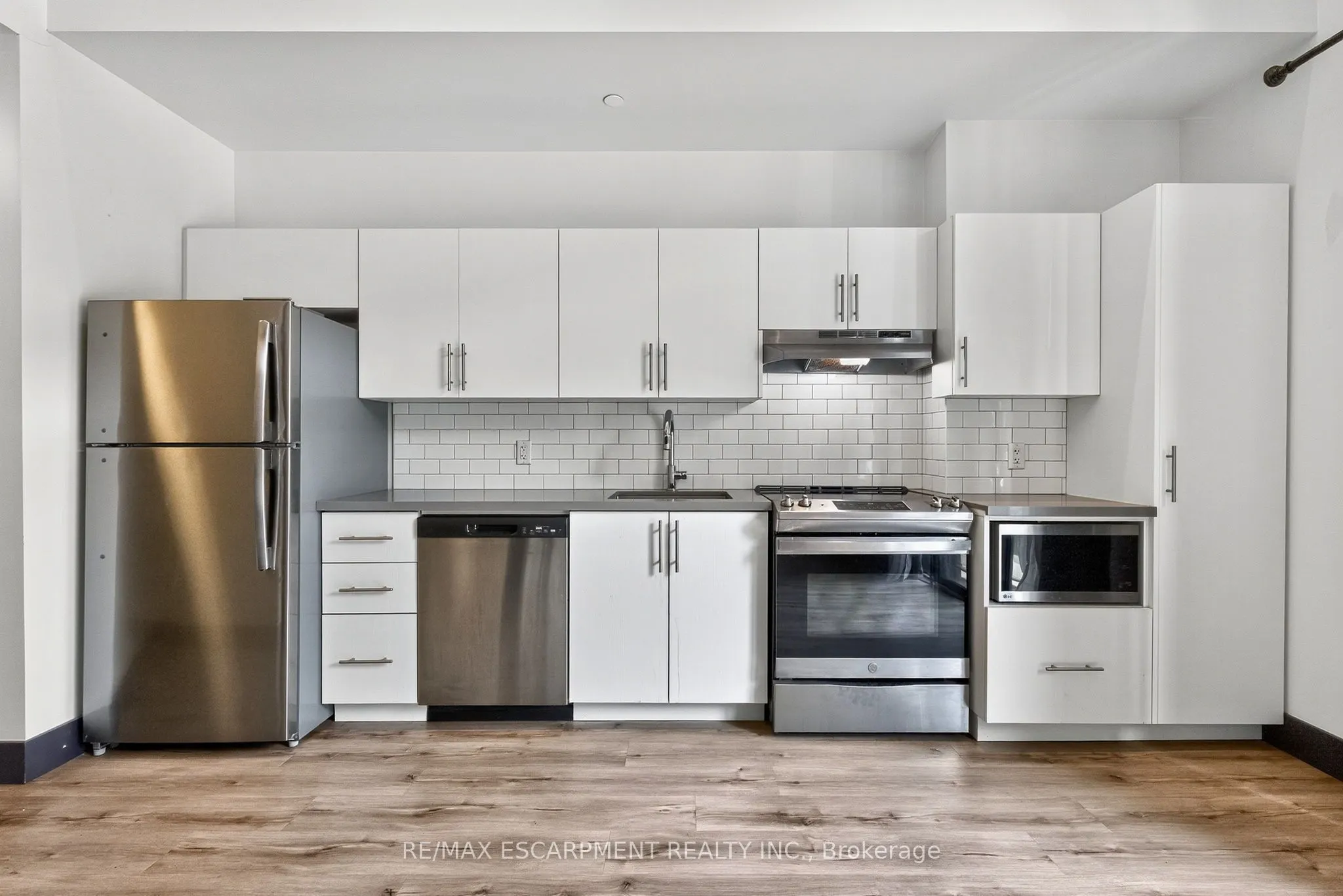 121 King Street E, #104