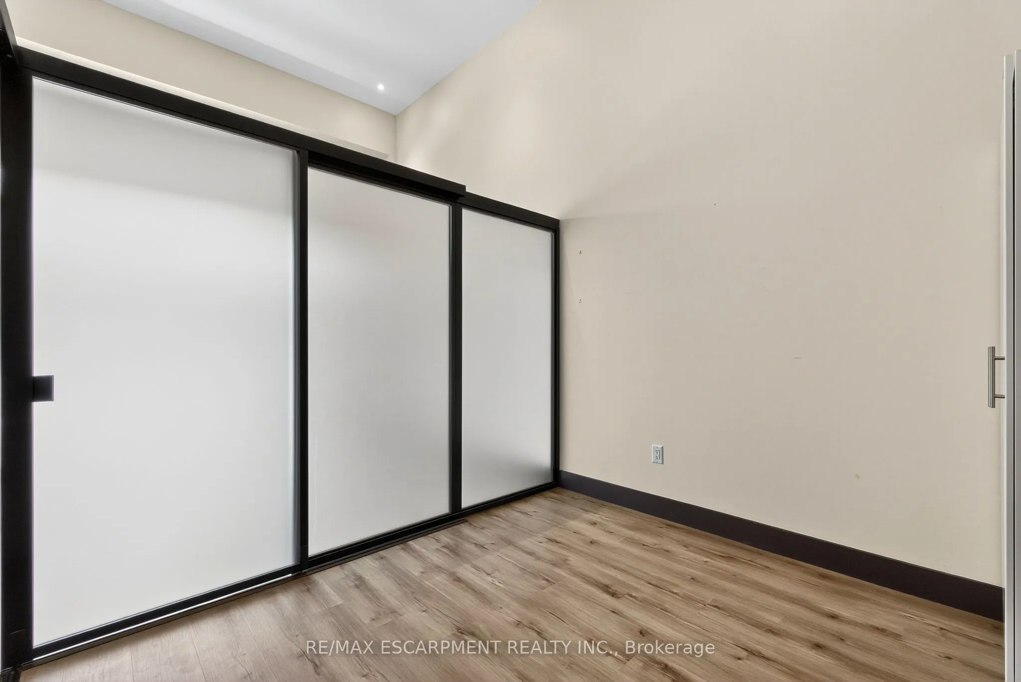 121 King Street E, #104