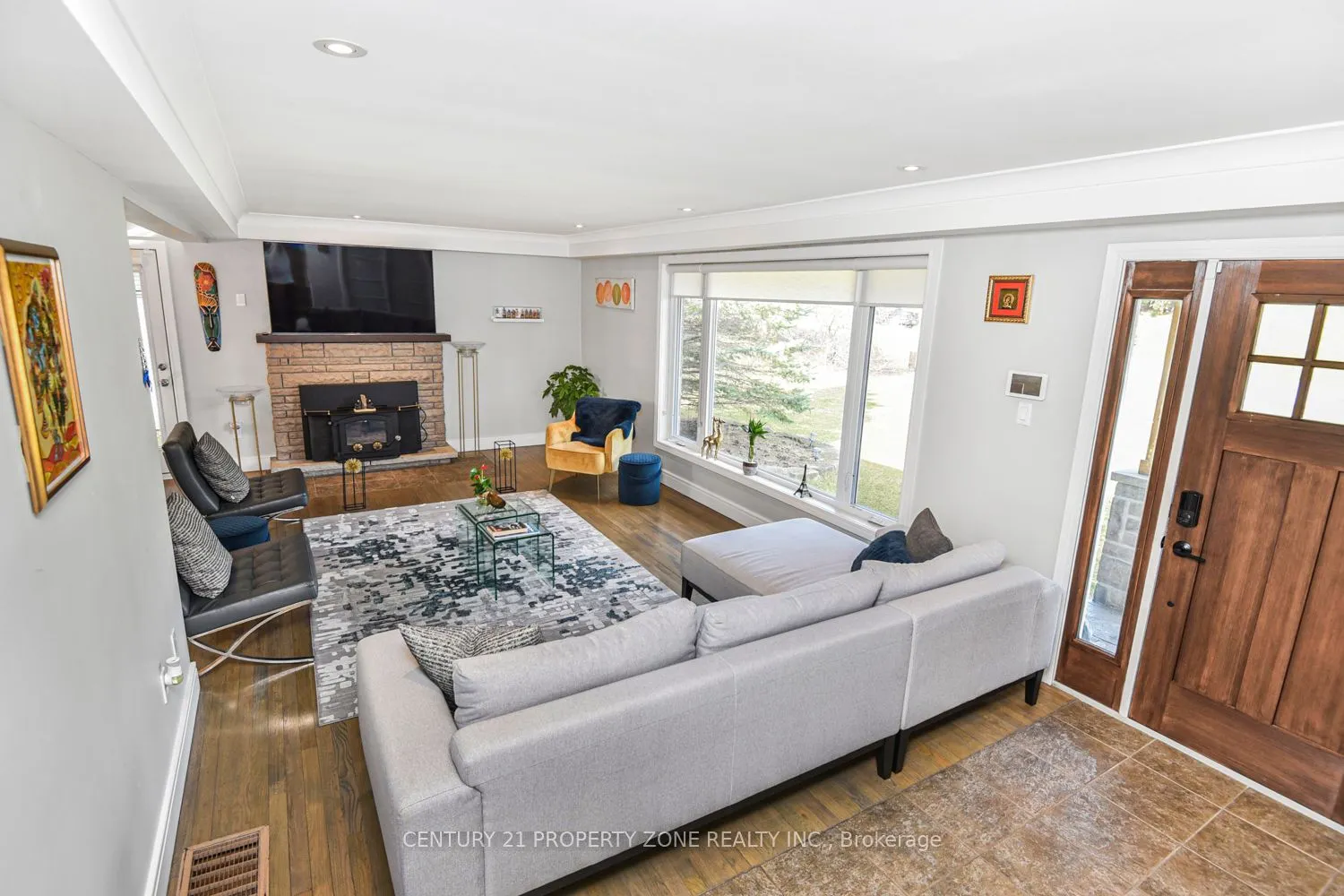 6 Johnston Avenue