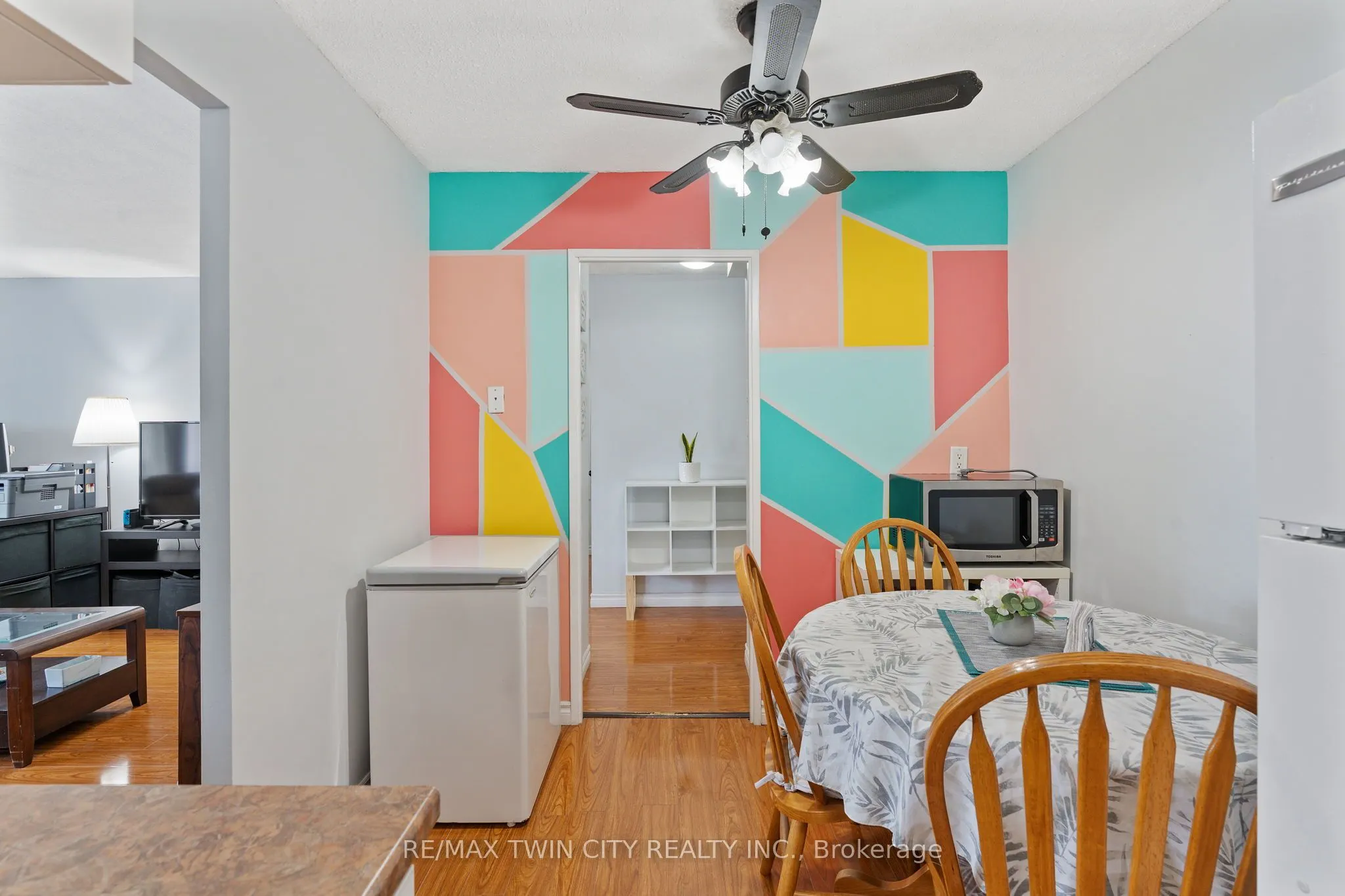 225 HARVARD Place Avenue E, #611
