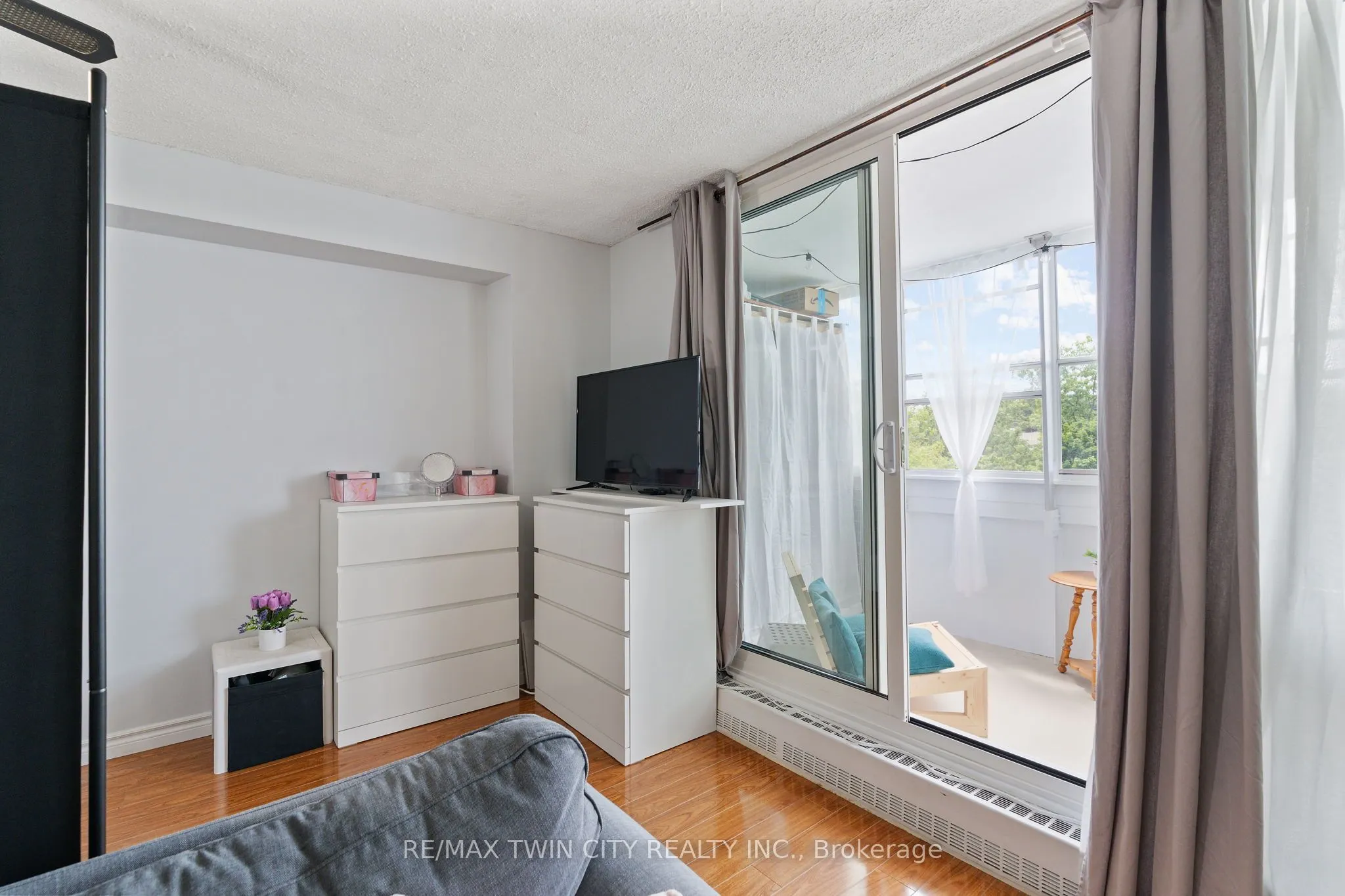 225 HARVARD Place Avenue E, #611