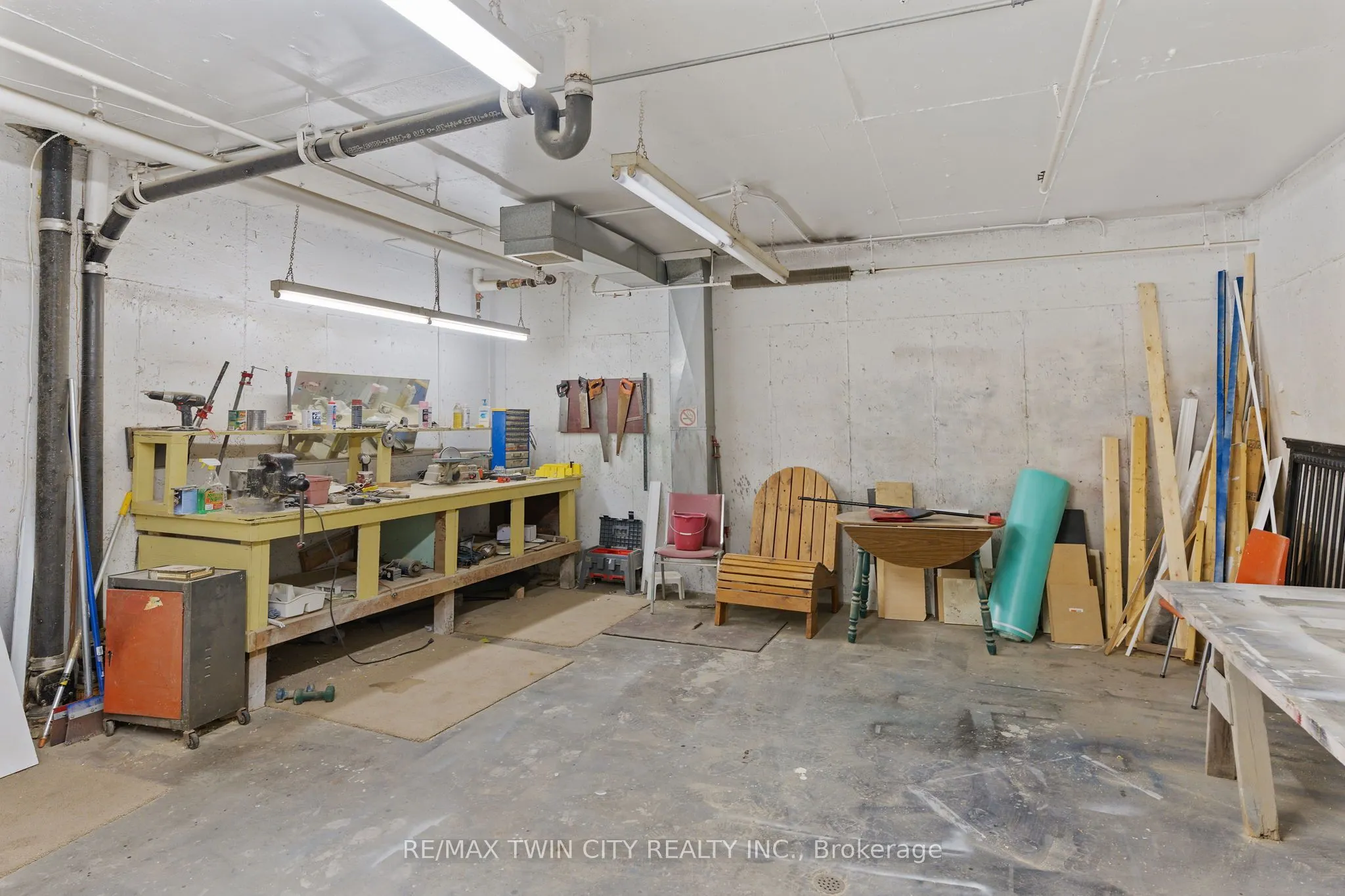 225 HARVARD Place Avenue E, #611