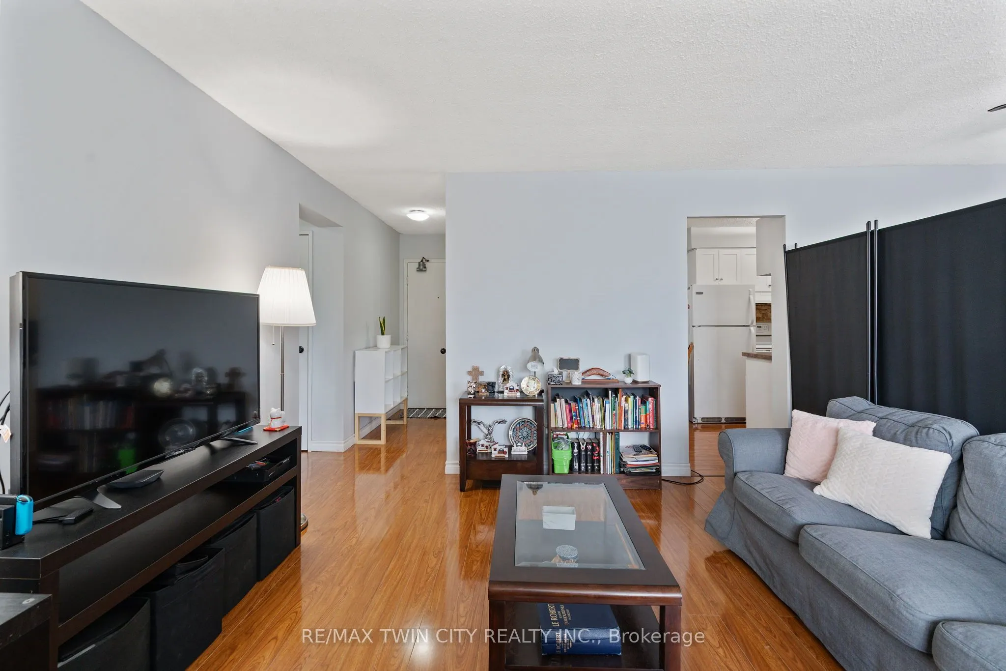 225 HARVARD Place Avenue E, #611