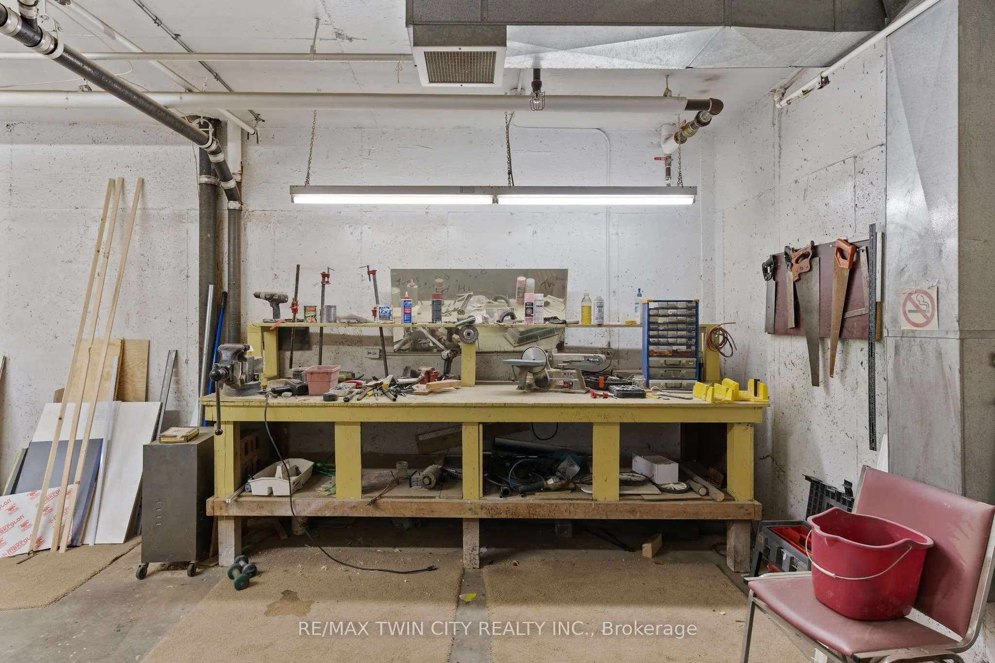 225 HARVARD Place Avenue E, #611
