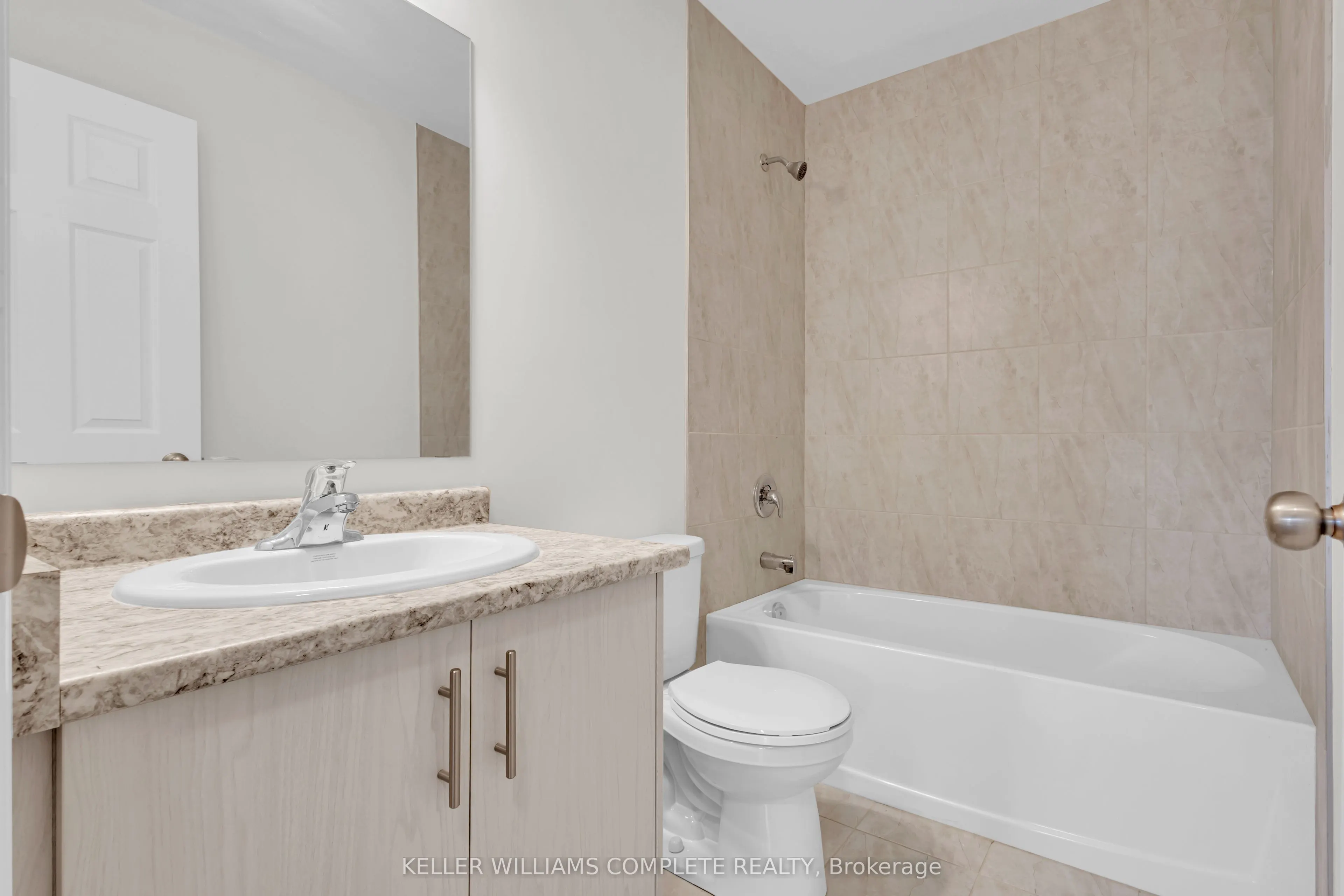 677 Park Road N, #147