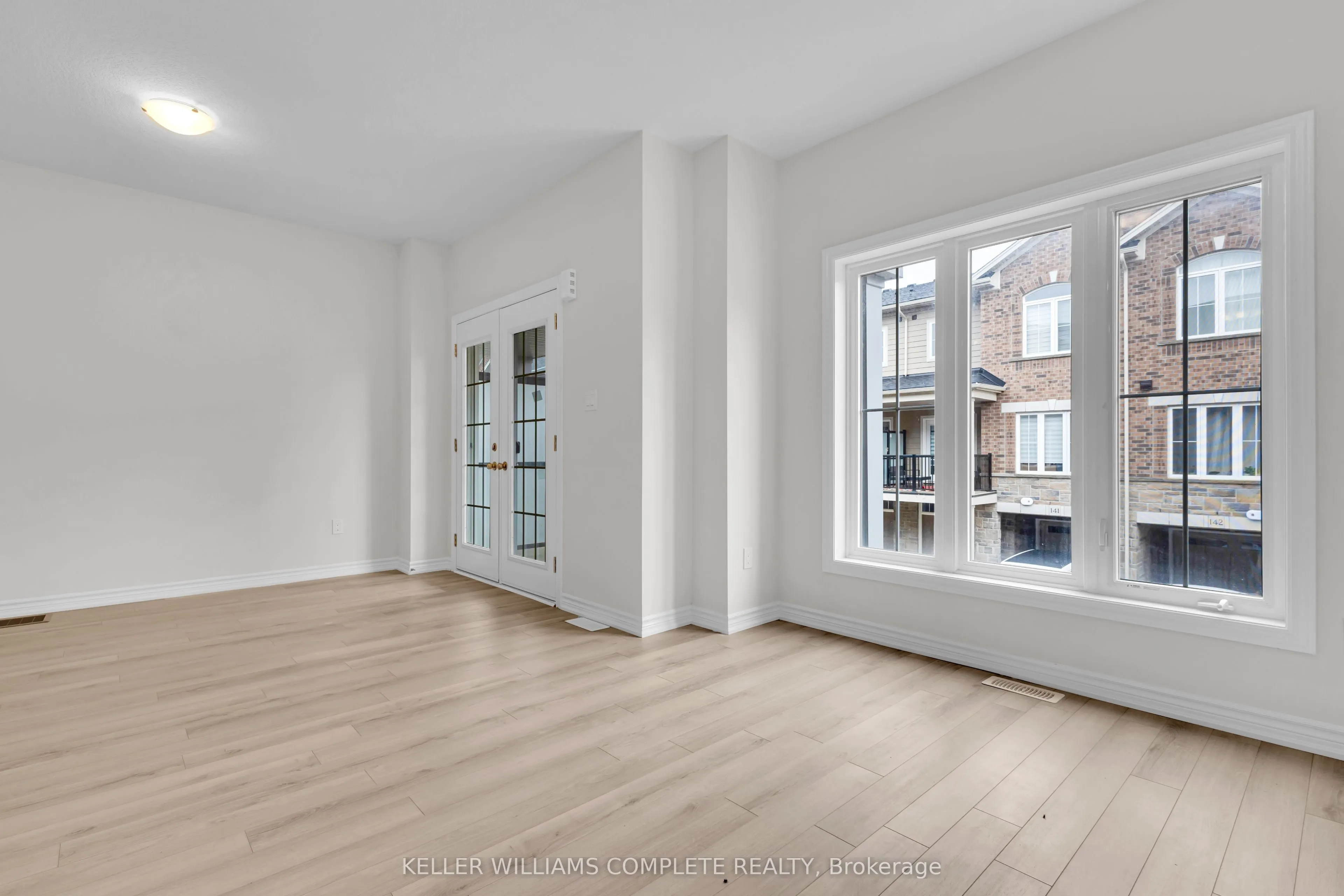 677 Park Road N, #147
