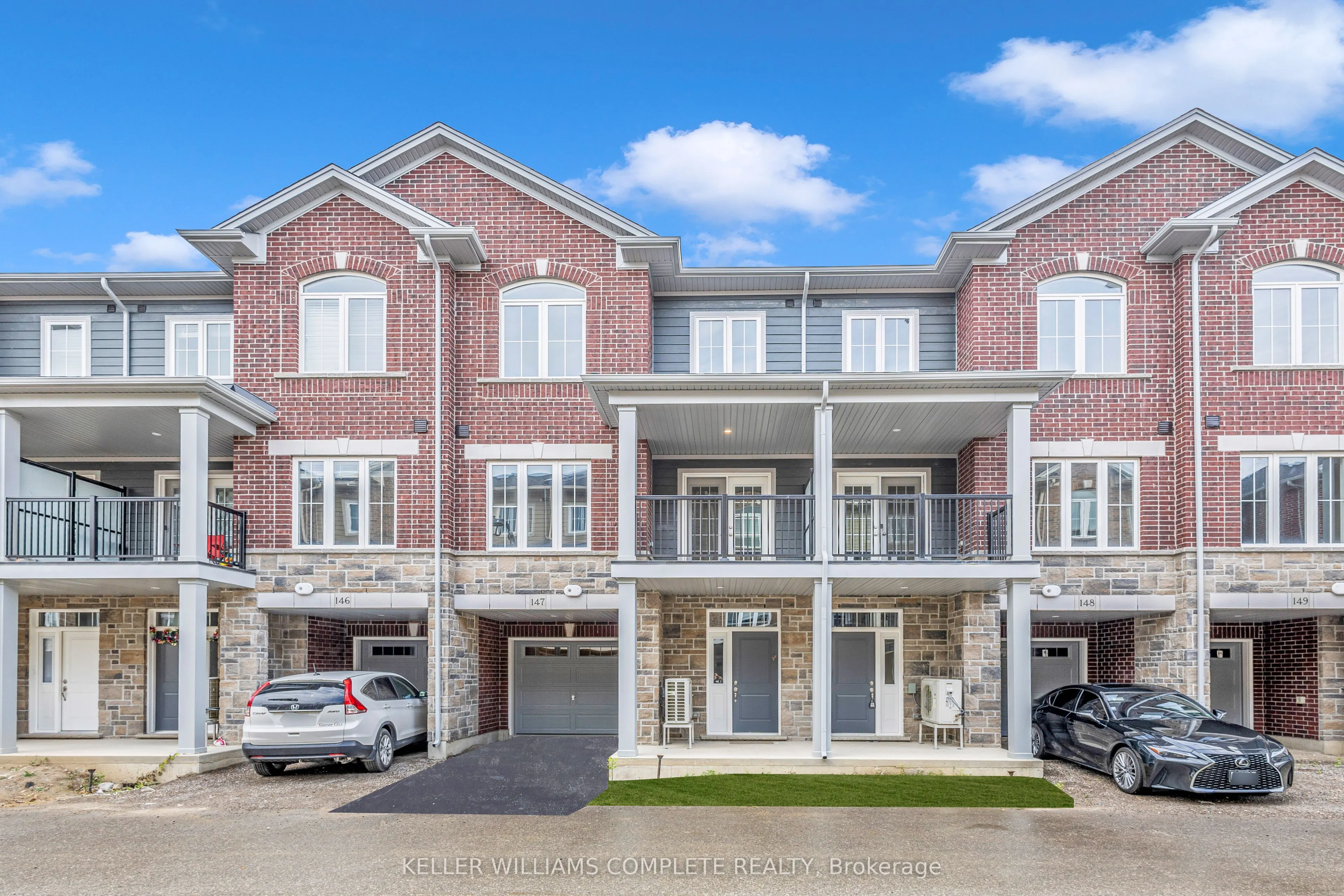 677 Park Road N, #147