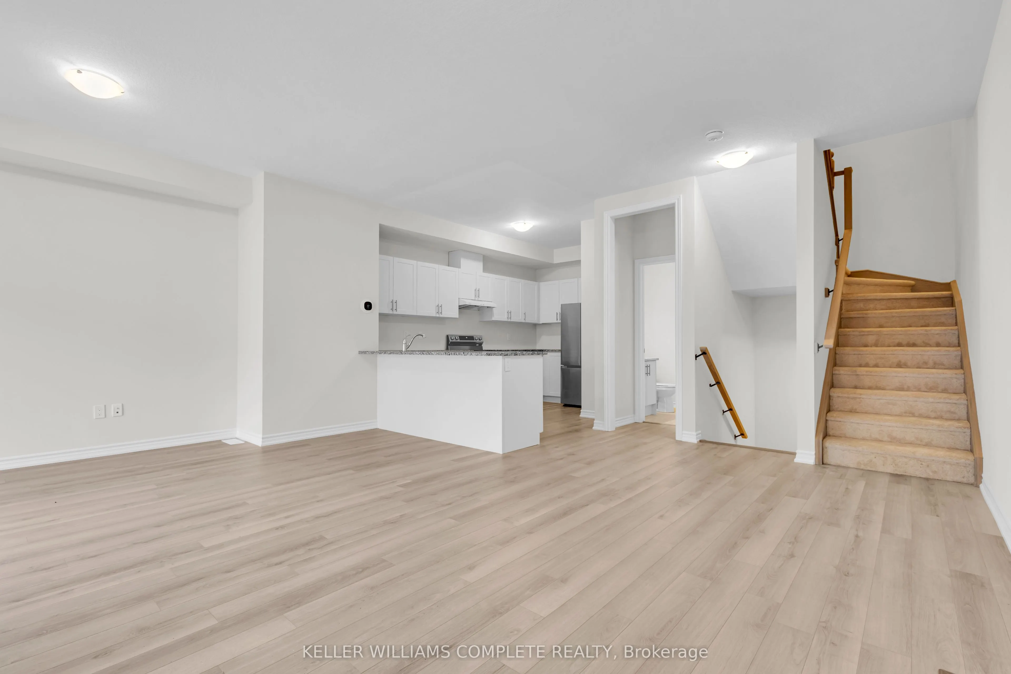 677 Park Road N, #147