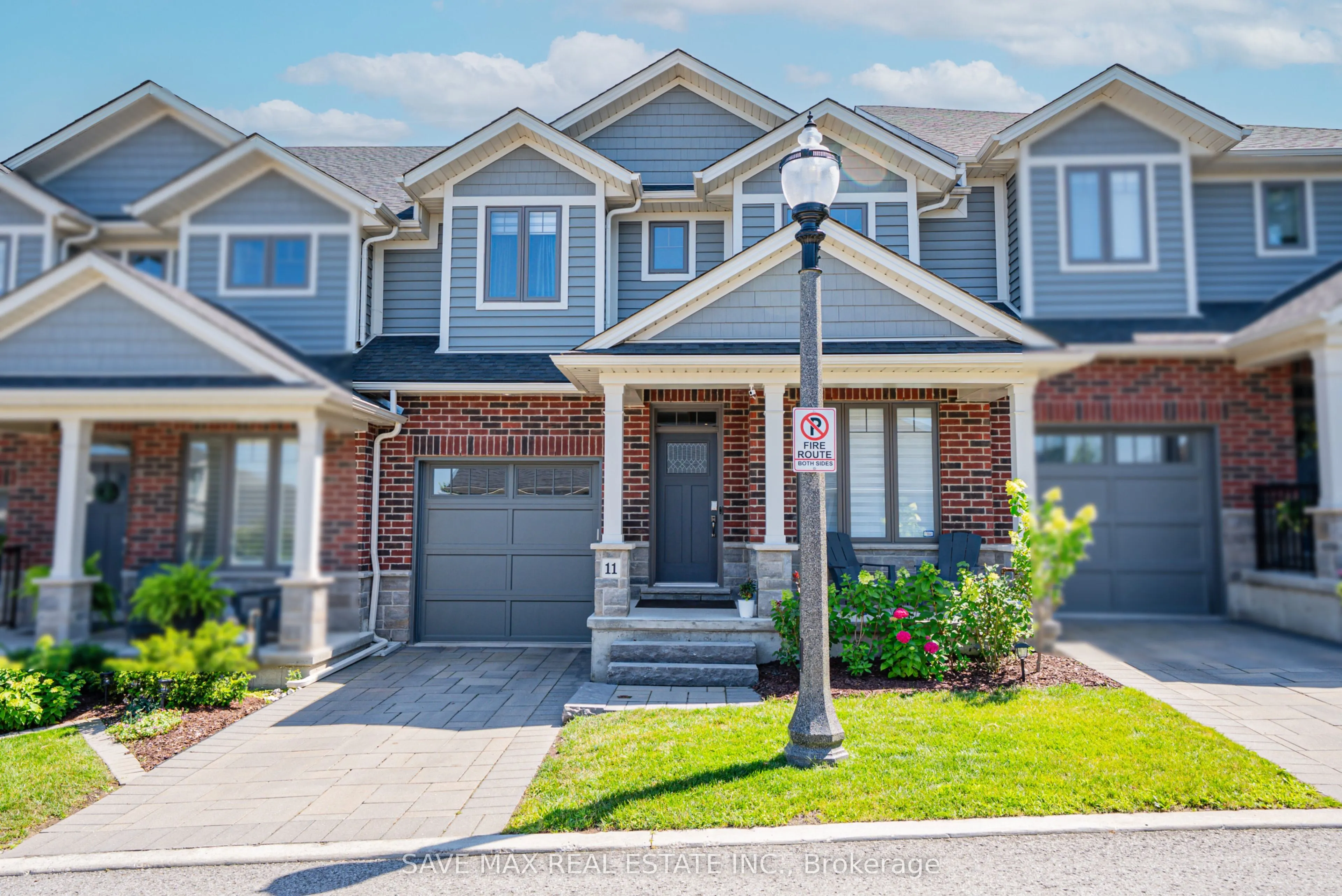 2848 King Street, #11