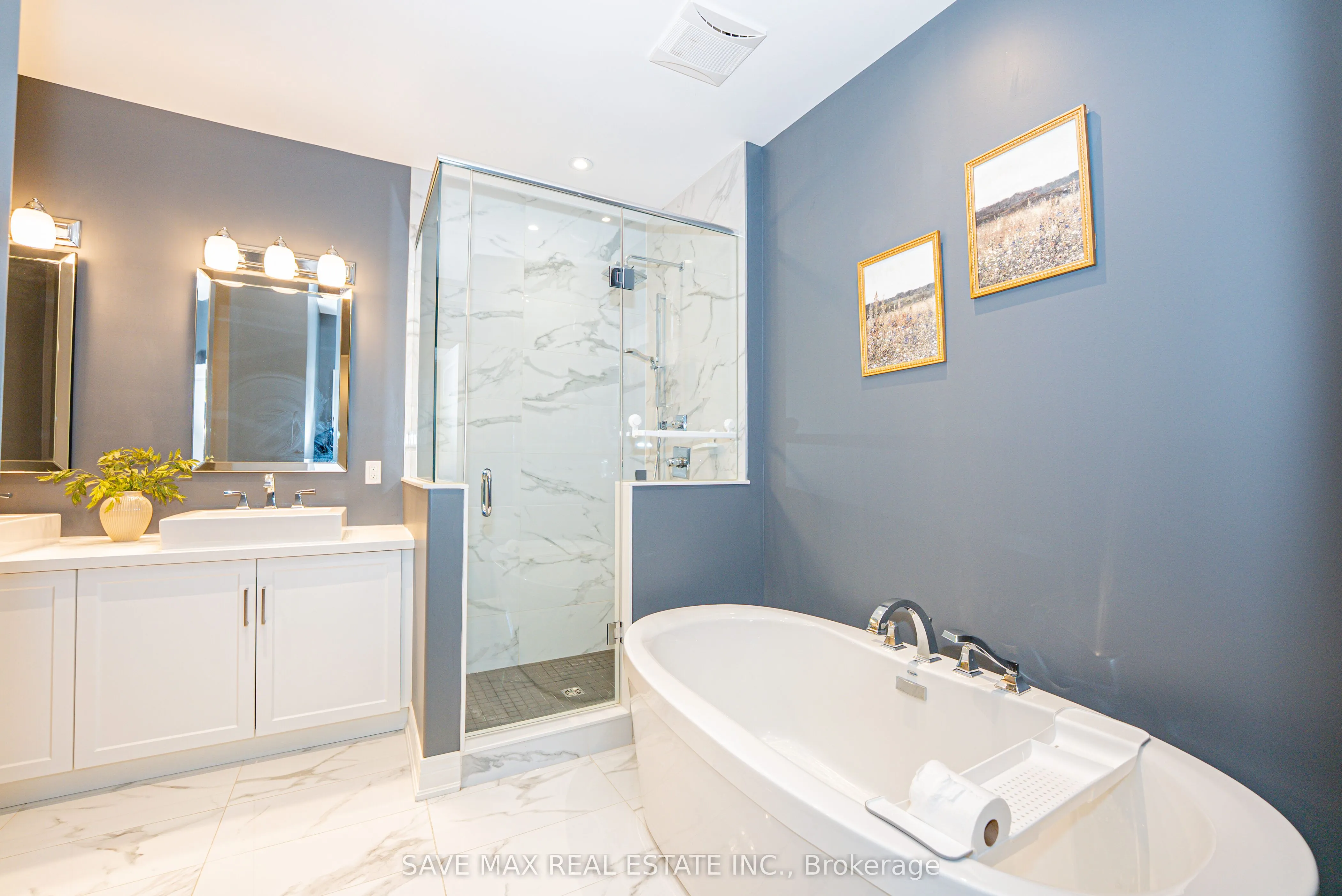 2848 King Street, #11