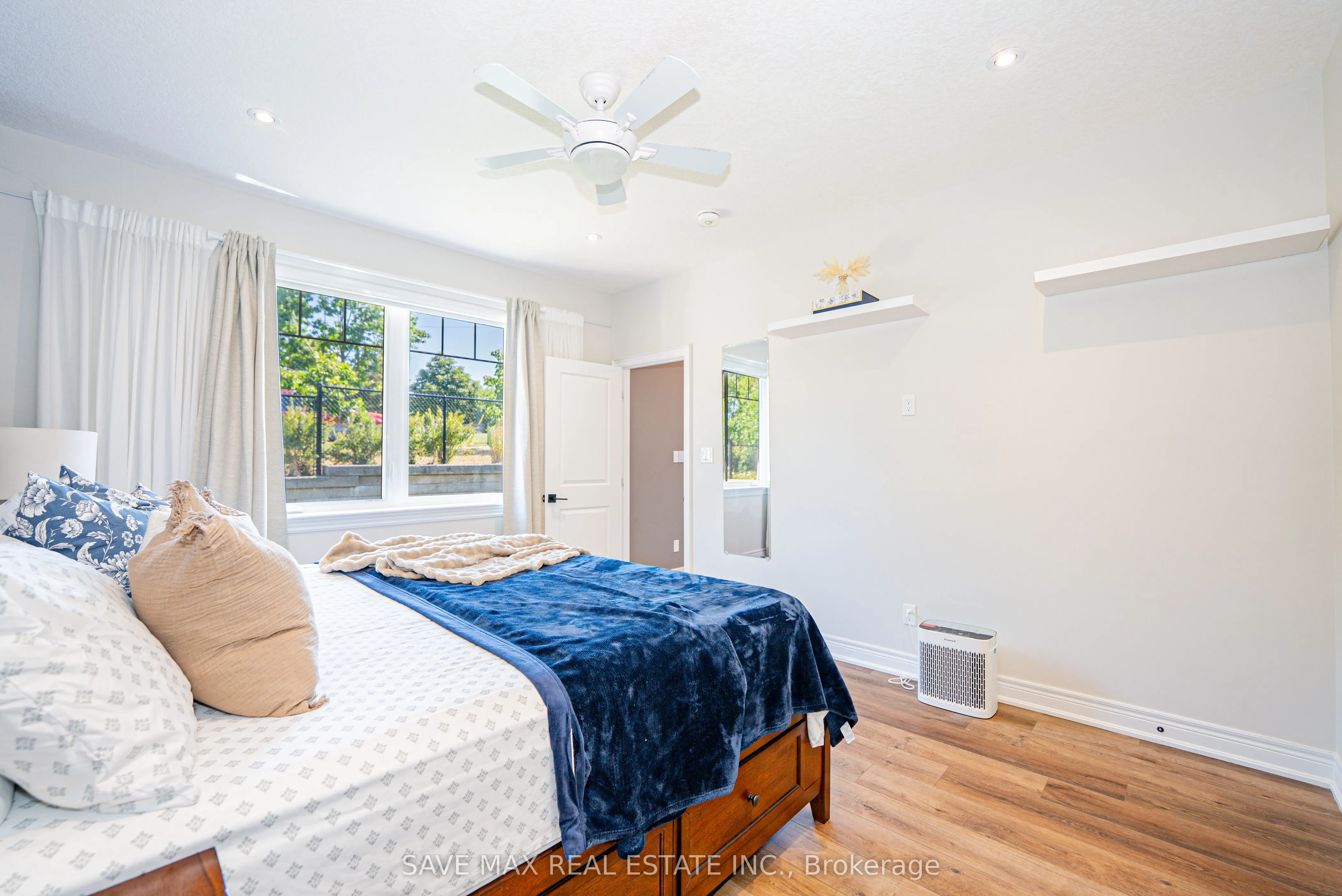 2848 King Street, #11