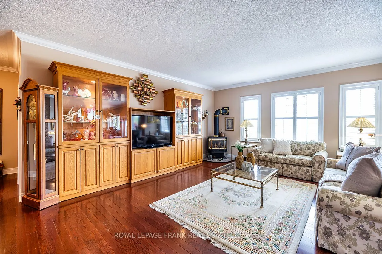 202 Southcrest Drive